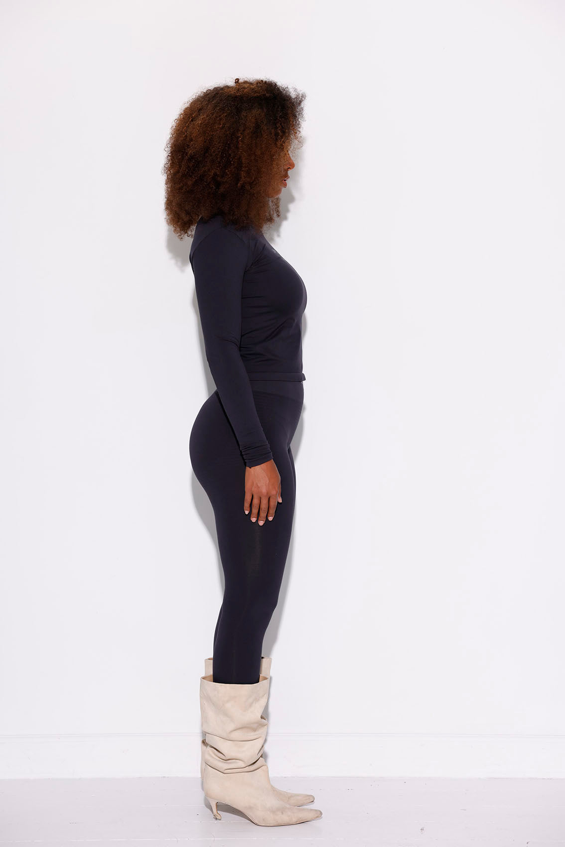Shilo Scrunch w/Logo - Black