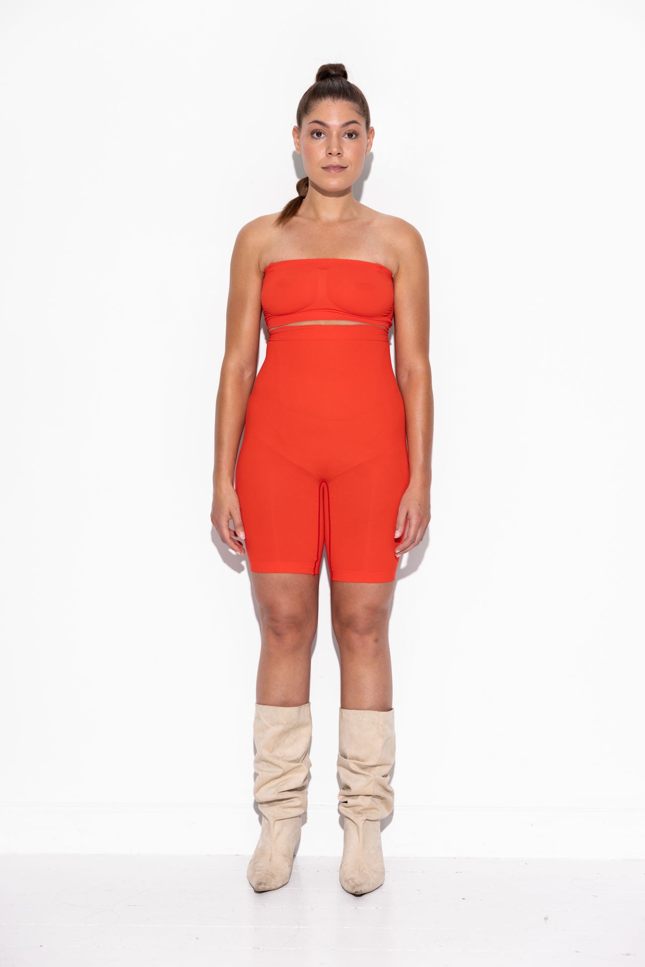 Alturra Highwaist Shaping Shorts - Crush Red