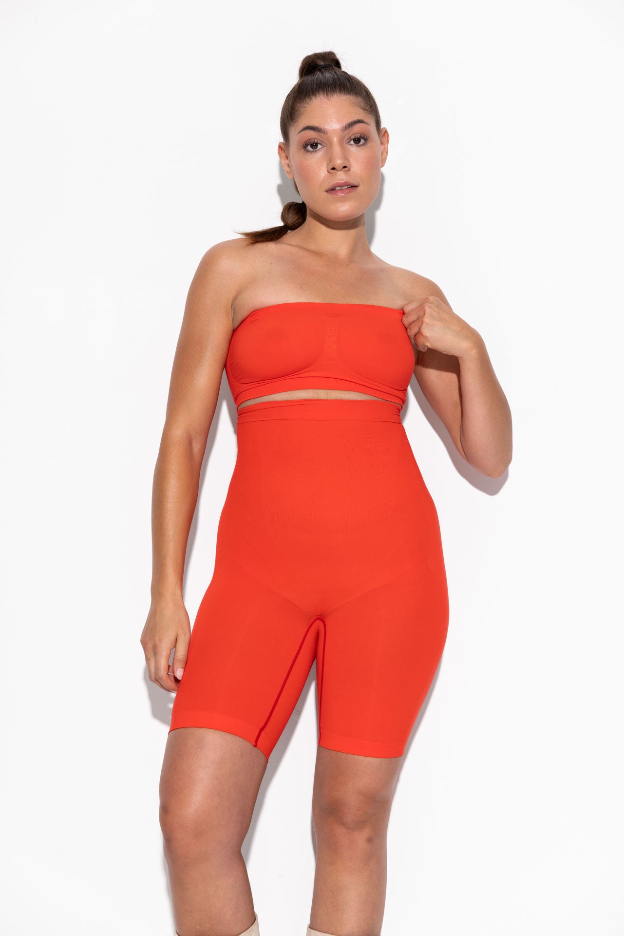 Alturra Highwaist Shaping Shorts - Crush Red