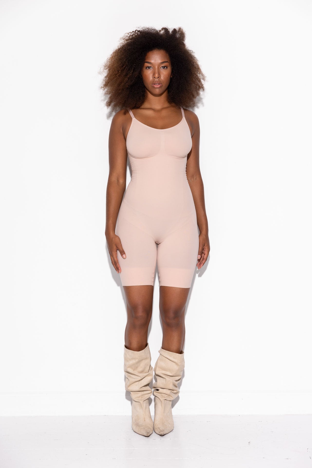 Honey Shaping Bodysuit - Dust Rose (Skjult skridt åbning)  (Lev. Februar 2026)