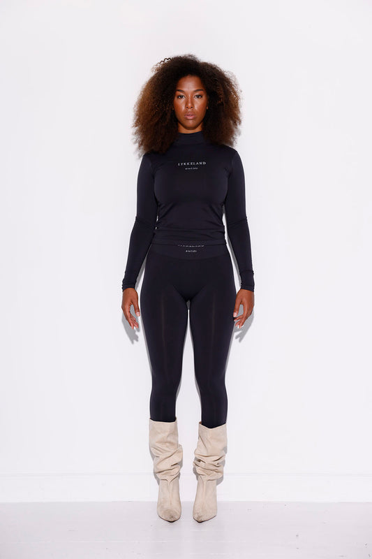 Shilo Scrunch w/Logo - Black